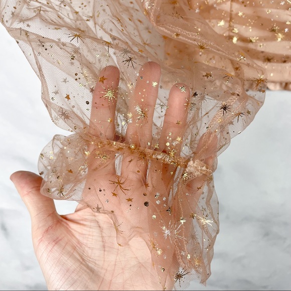 NWT Metallic Celestial Star Print Smocked Semi-Sheer Crop Blouse Top Boho Nude L - Picture 5 of 11